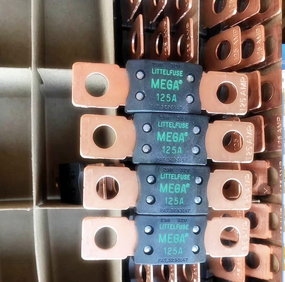 Auto Fuses 30-70A, 65-68mV Voltage Drop, Tin plated Copper Terminal