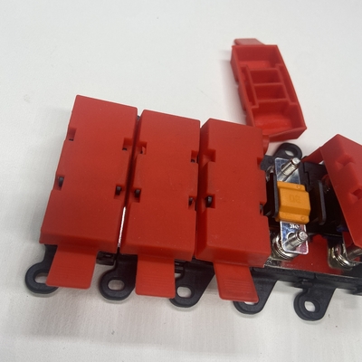 One In Multiple Out Combination Of Small Bolts Fixed Fuse Holder