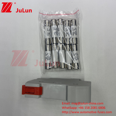 Solar Pv Fuse / Din Rail Solar Fuse Holder for Inverter 1500VDC 1000VDC 500VDC 10A-63A 30kA