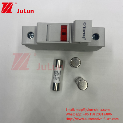 1500VDC Solar PV Fuse Holder with Fuse for Solar Photovoltaic Inverter Applications
