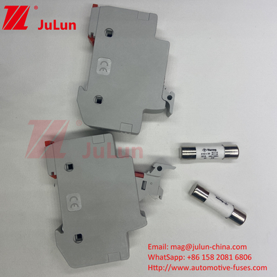 Solar PV Ceramic Fuse Holder With Breaking Capacity 1000VAC/DC 300A Ceramic Fast-Acting Fuse For Photovoltaic Ch