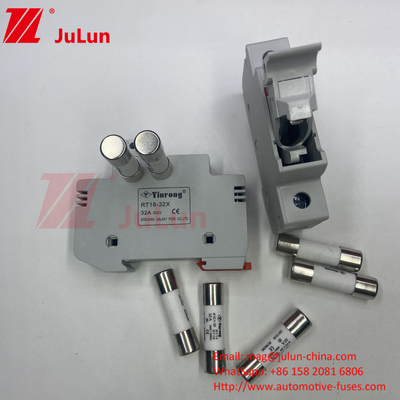 Cylindrical Din Rail Solar Fuse Holder /  Solar Pv Fuse Holder With 30kA Breaking Capacity