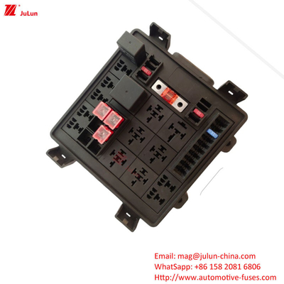 30A-500A ANS / MIDI Small Good Fuse Holder Automotive Spare Parts With Automatic Reset Function
