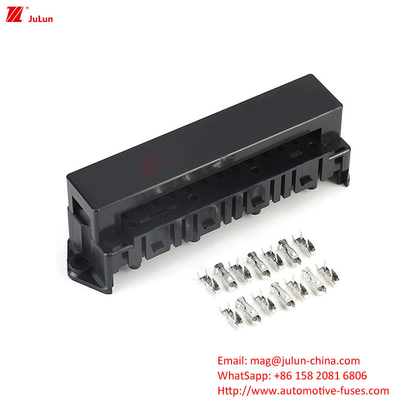 Eu UL Standard Mooring 32V Automotive Spare Parts Plastic / Nylon Fuse Holder