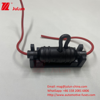 Dustproof Low Voltage Car Fuse Holder Red Black Silicone PPS 10A 250V