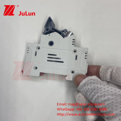 DIN Guide Fuse Holder 15A 1000VDC With Ceramic Fuse Holder Design14*85mm 32a 1000VDC Pv Fuse Holer