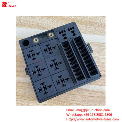Automotive External Dimensions Fuse Box 32V Rated Copper Contact Automotive Fuse Holder EU UL Standard