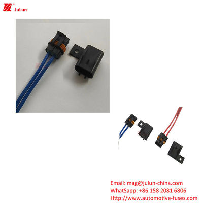 One Pole Small Fuse Holder For Auto Fuse Rated Voltage 32V