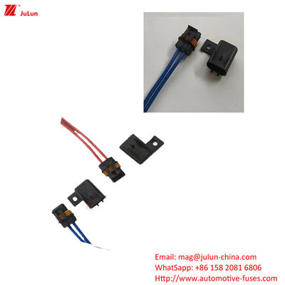 Automotive Electrical Fuse Holder Plastic / Nylon Housing 32V