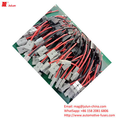 Eu UL Standard Automotive Fuse Holder Assembly Kit 32V Rated Voltage For Fuses In Harsh Operating Environments