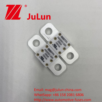 A202001-100A 150VDC Ceramic Automotive Fuses for EV Traction System Recommended Tight Torque 11-13N·m For M8 Installation