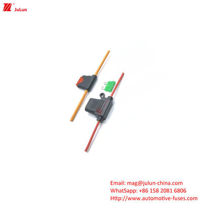 Automotive Spare Parts Fuse Holder / Box With 5A-100A Holding Current Conforms To EU UL Standards Rated Voltage 32V-58V-80V