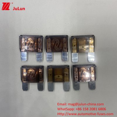 Blade 60A Car Fuses Grade For Automotive Electronics 32V