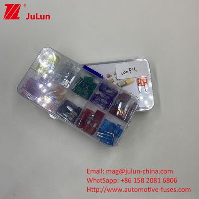 Automotive Circuit Breakers With  25A 32V Blade Fuse  In Automotive Electrical Systems