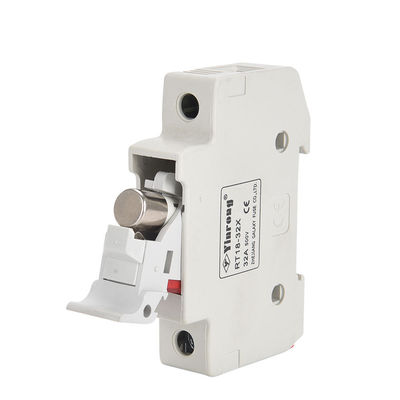 PV 1500V 32A Ceramic Cylinder Fuse With High Breaking Capacity Fuse Holder For Low Voltage Meets IEC Safety Standards