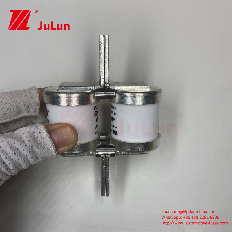 690V Rated Voltage BUSSMANN 630MMT Ceramic Automotive Fuses With Twin Flat Plate Bolt Design For M6/M8 Installation