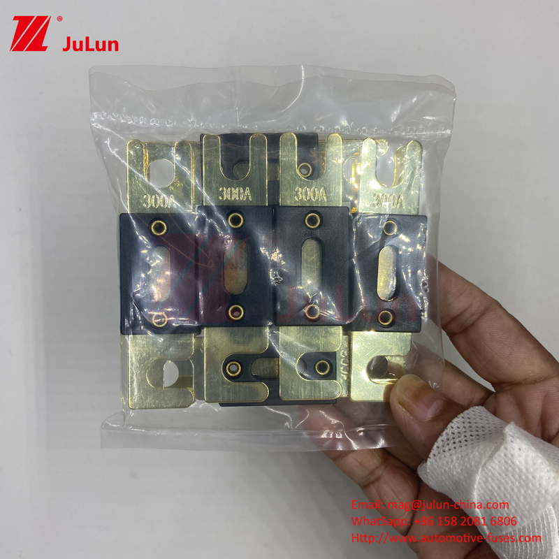 Latch Type Fuse Holder ANM-B 298 Automotive Latch Type Fuse Holder