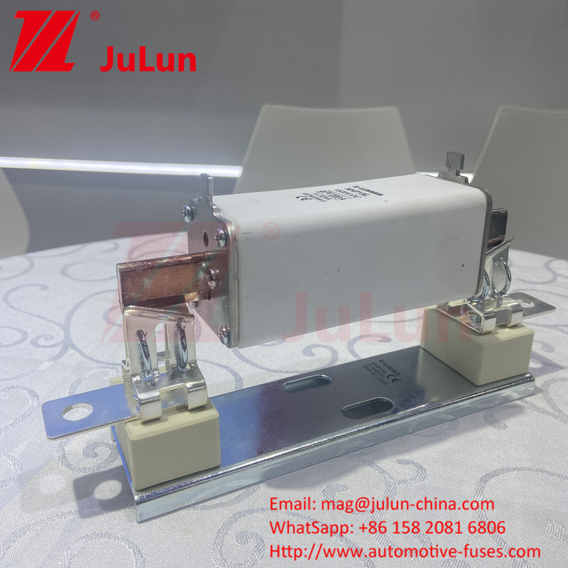 200A Standard Din Guide Fuse Holder Low Voltage 1500VDC  Solar Fuse Holder