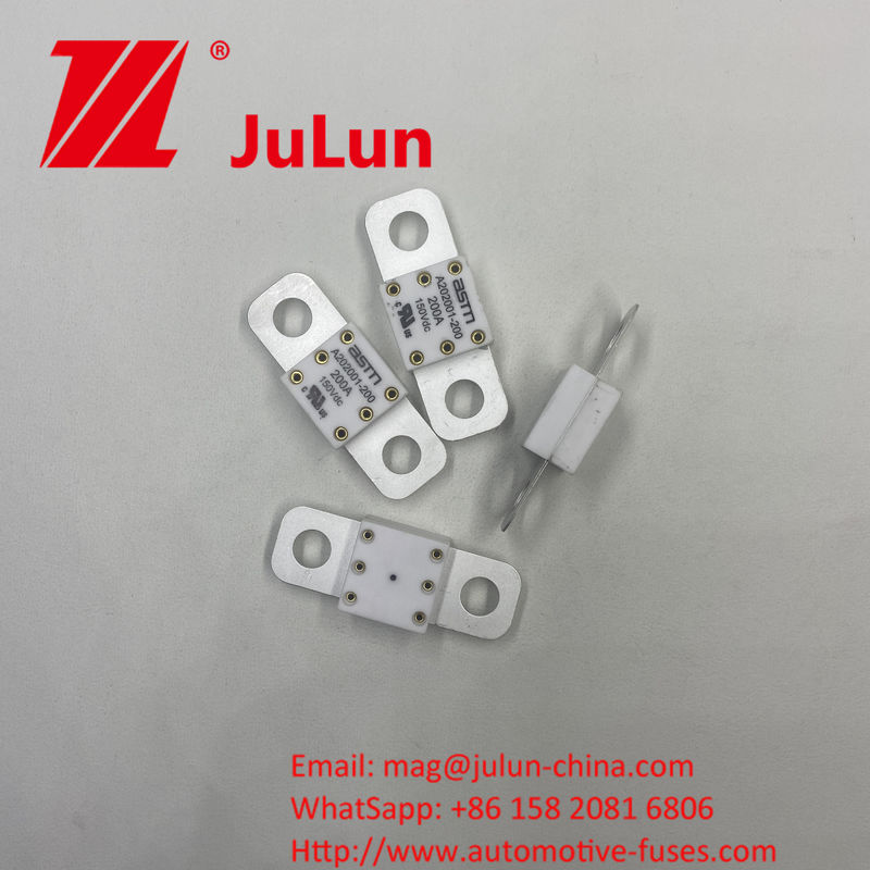 150VDC Rated Voltage Ceramic A202001-500A Automotive Fuses with Hole Distance of 39mm Made of Copper Silver Quartz Sand and Gold