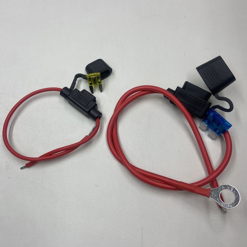 Car Fuse Holder Suitable for Power Systems 60A 80A 15A 30A 7A 8A 5A 2A  in Cars Fuse Can Be Matched According to Customer Requirements