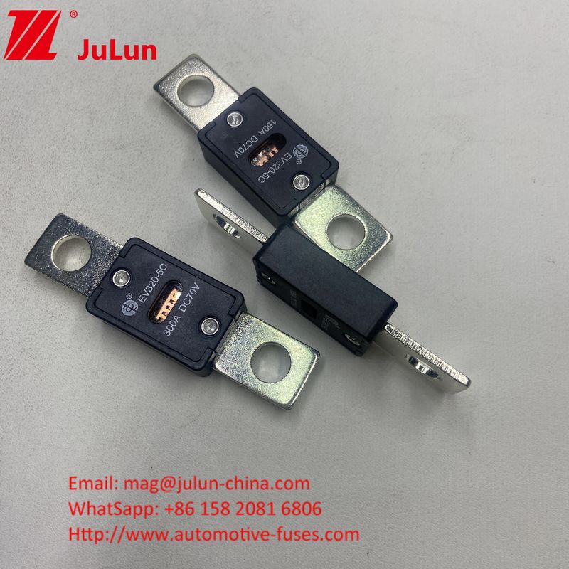 70VDC EV320-C Mini Blade Fuse 500A Voltage Rating 51mm Hole Distance