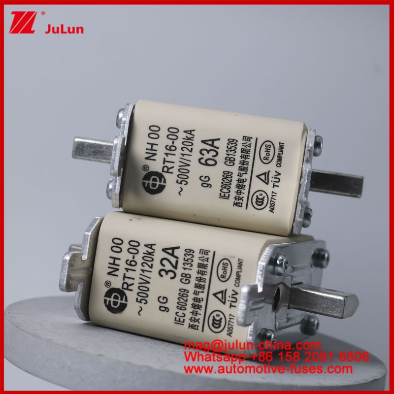 NH00 RT16-00 16A 500V 120KA Ceramic Anl Fuse Automobile Bolt Stud Mount For EV / HEV