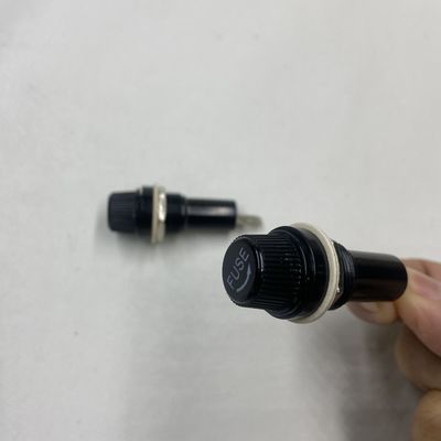Installation 6*30mm Panel Mounted Fuse Holder Electric For Equipment